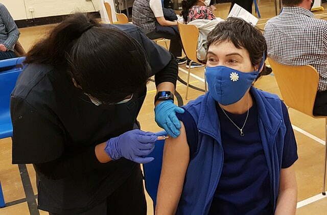 Εμβολιασμός, άνοιξε η πλατφόρμα για τις ευπαθείς ομάδες
